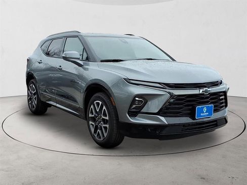 New 2025 Chevrolet Blazer RS w/ Driver Confidence II Package image 3