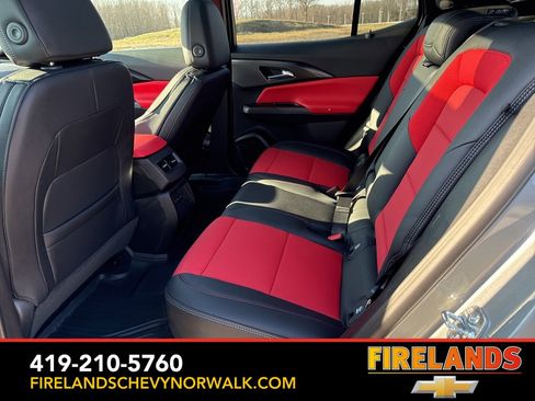 New 2025 Chevrolet Equinox EV RS image 8