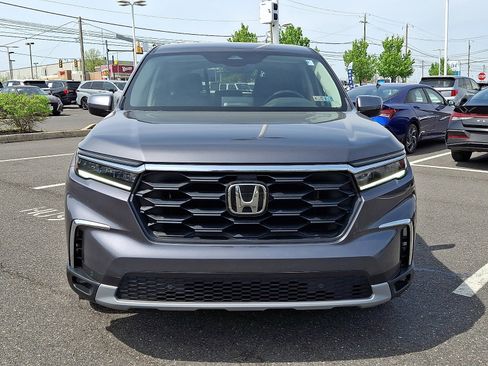 Certified 2025 Honda Pilot EX-L image 2