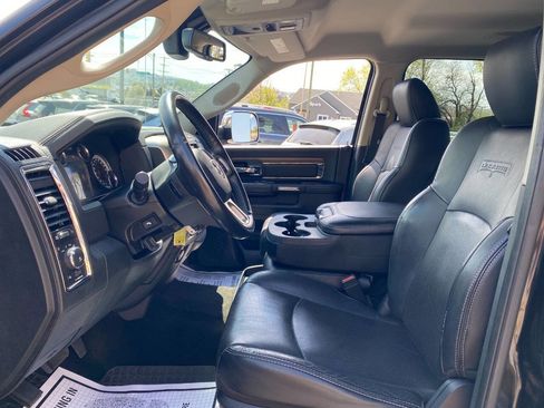 Used 2016 RAM 1500 Laramie image 9