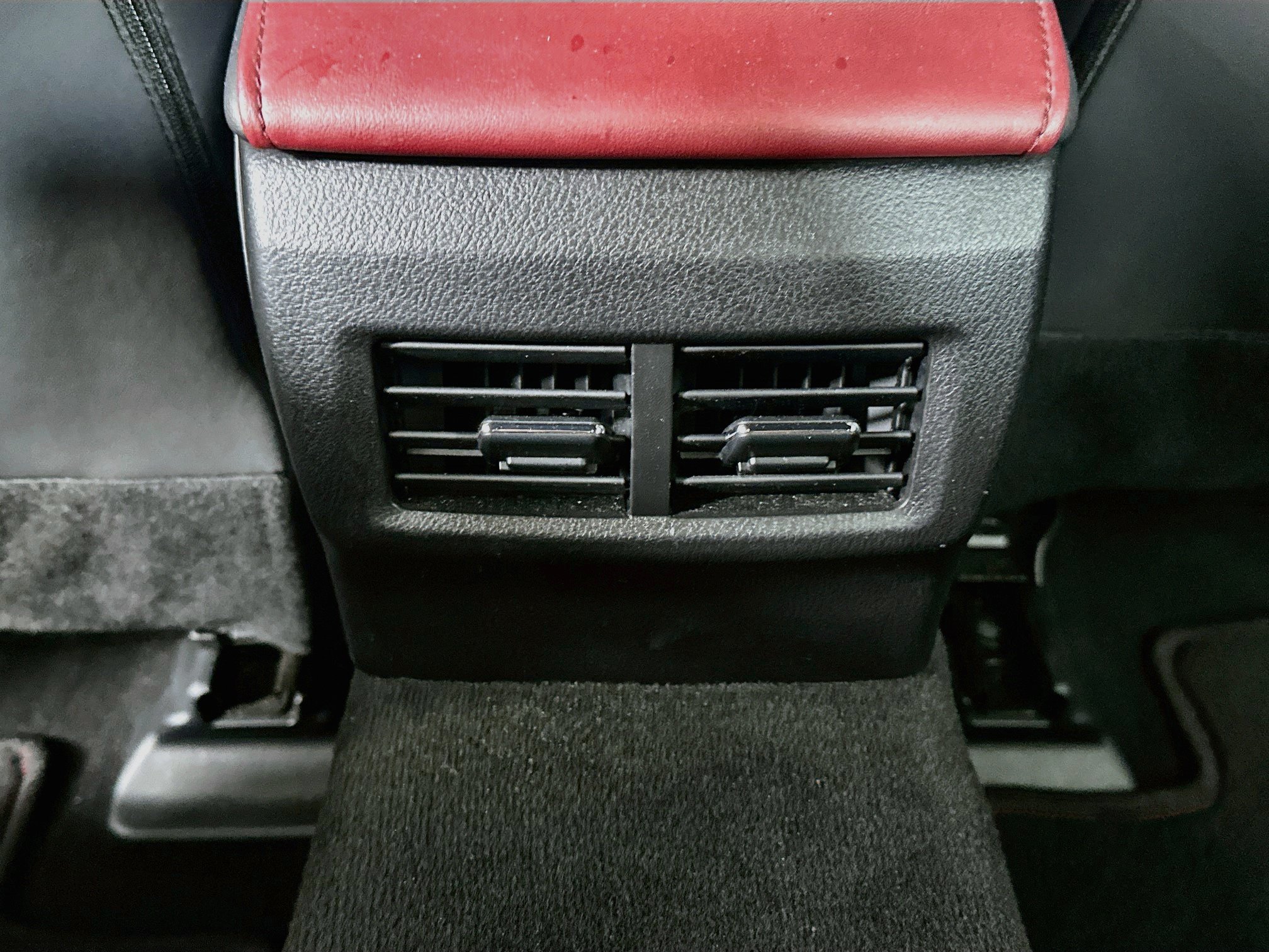 Used 2025 Lexus IS 350 F Sport w/ Accessory Package 2 RWD image 29