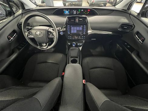 Certified 2022 Toyota Prius LE FWD image 23