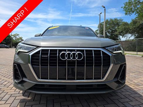 Used 2021 Audi Q3 2.0T Premium Plus w/ Premium Plus Package AWD/4WD image 2