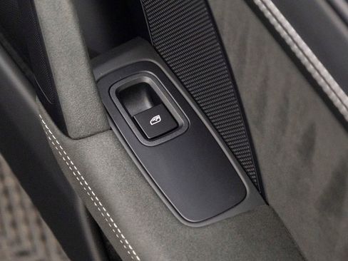 Certified 2024 Porsche 911 GT3 RWD image 34