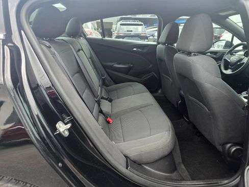 Used 2016 Chevrolet Cruze LT w/ Convenience Package FWD image 14