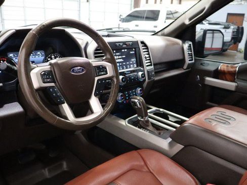 Used 2018 Ford F150 King Ranch w/ Equipment Group 601A Luxury AWD/4WD image 35
