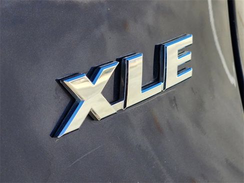 Used 2024 Toyota RAV4 XLE image 7