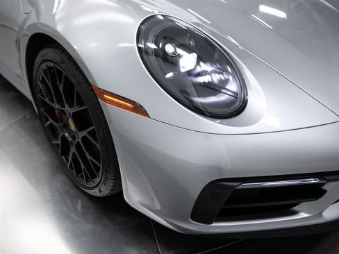 Certified 2022 Porsche 911 Targa 4 GTS AWD/4WD image 12