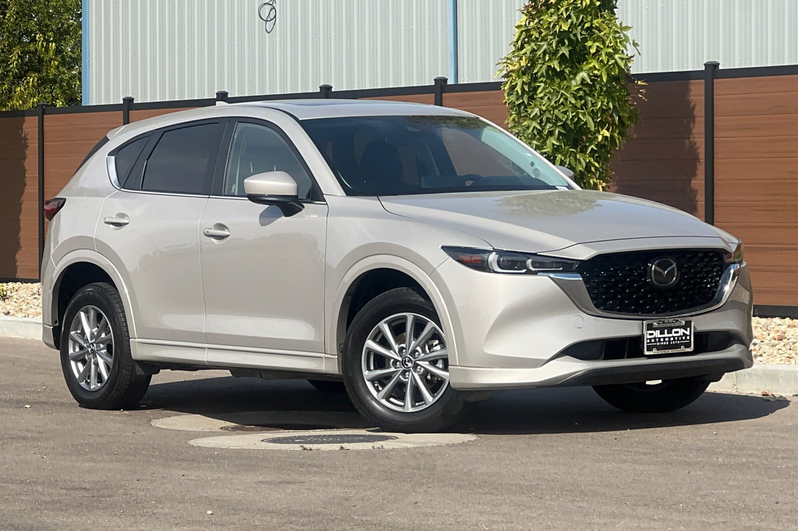 Used 2025 MAZDA CX-5 AWD 2.5 S w/ Preferred Package image 2