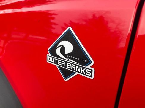 Certified 2022 Ford Bronco Outer Banks w/ Sasquatch Package image 41