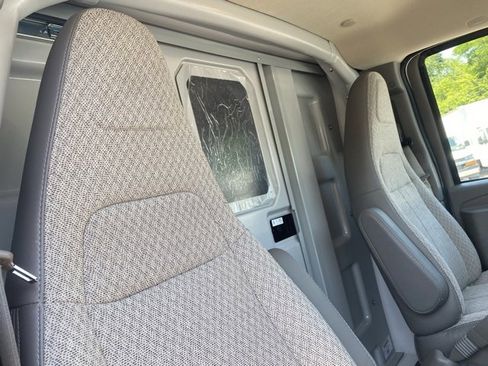 New 2025 Chevrolet Express 3500 w/ Power Convenience Package image 26