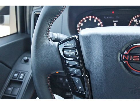 Used 2025 Nissan Frontier PRO-4X w/ Tow Package image 19