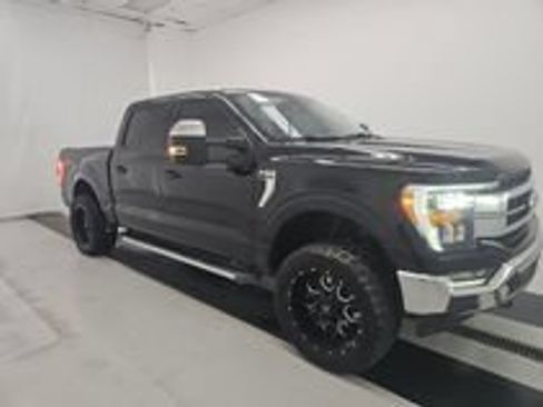 Used 2021 Ford F150 Lariat w/ Trailer Tow Package AWD/4WD image 14