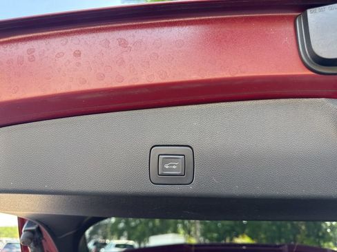 Used 2024 Buick Encore GX Avenir w/ Avenir Technology Package FWD image 21