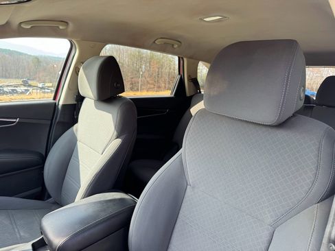 Used 2017 Kia Sorento LX image 23