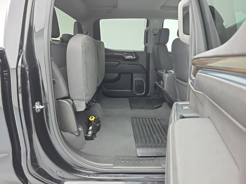 Used 2023 Chevrolet Silverado 1500 LT w/ Z71 Off-Road Package AWD/4WD image 45
