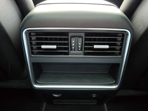Used 2019 Porsche Cayenne AWD/4WD image 33