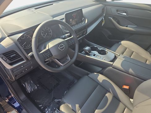 New 2026 Nissan Rogue Dark Armor FWD image 16