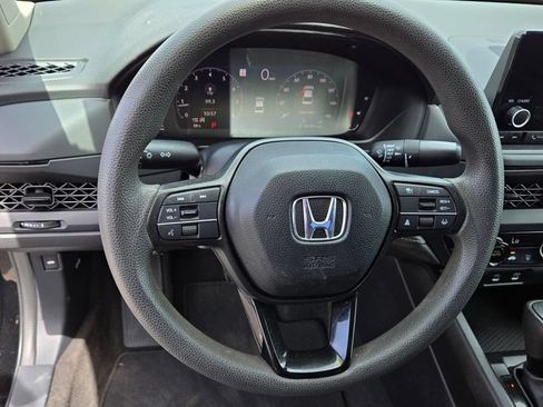 Used 2023 Honda Accord LX image 24