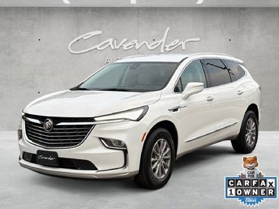 Used 2024 Buick Enclave Essence w/ Technology Package