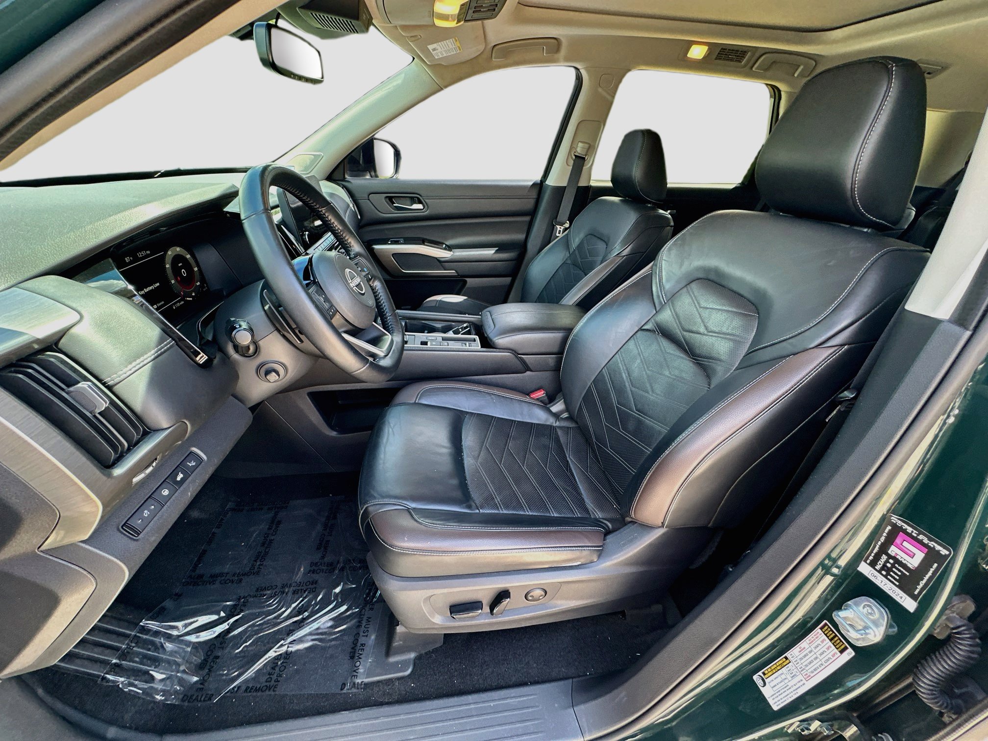 Used 2022 Nissan Pathfinder Platinum w/ Cargo Package FWD image 20