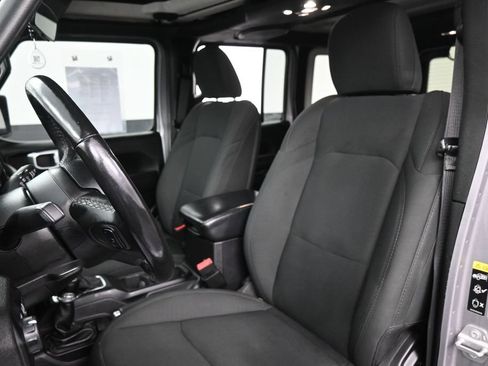 Used 2021 Jeep Wrangler Unlimited Sport AWD/4WD image 10