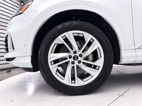 Used 2023 Audi Q7 3.0T Premium Plus AWD/4WD image 15