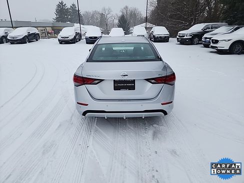 Used 2022 Nissan Sentra SV w/ Trunk Package image 6