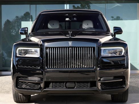 Certified 2022 Rolls-Royce Cullinan Black Badge image 5
