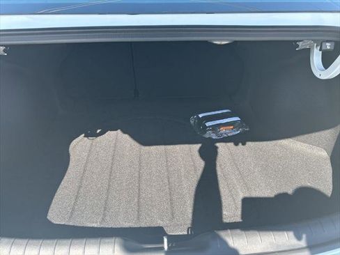 New 2026 Hyundai Elantra Limited FWD image 6
