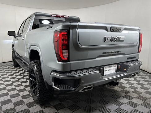 New 2025 GMC Sierra 1500 Elevation w/ Elevation Premium Package image 4