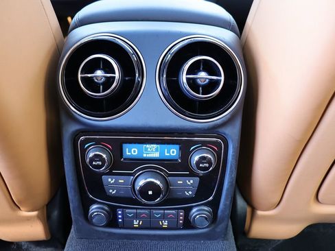 Used 2016 Jaguar XJ R-Sport image 31