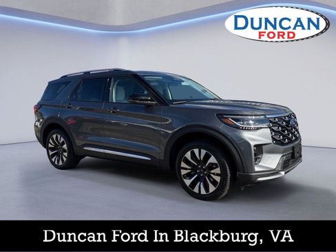 New 2026 Ford Explorer Platinum w/ LUX Leather Package AWD/4WD image 1