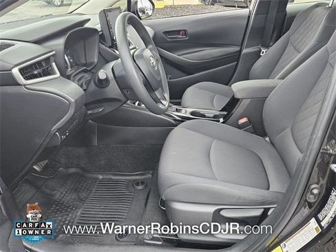 Used 2022 Toyota Corolla LE image 5