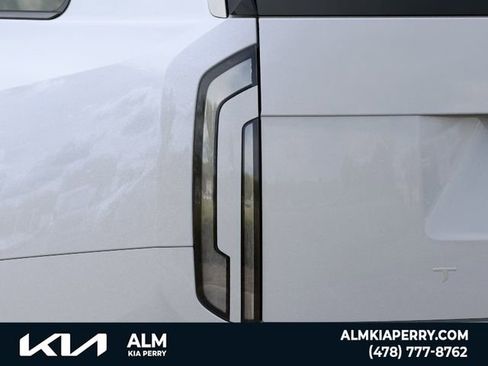 New 2027 Kia Telluride LX FWD image 11