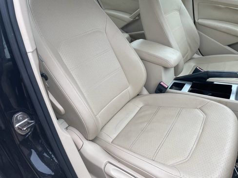 Used 2012 Volkswagen Passat 2.5 SE image 23