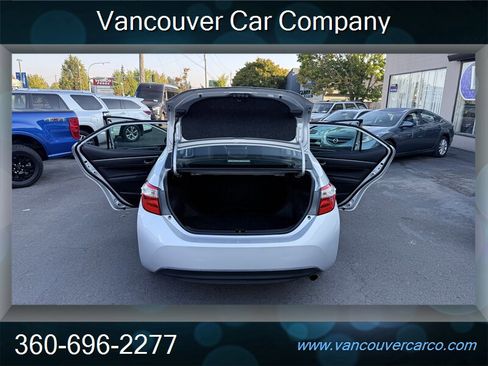 Used 2016 Toyota Corolla S image 30