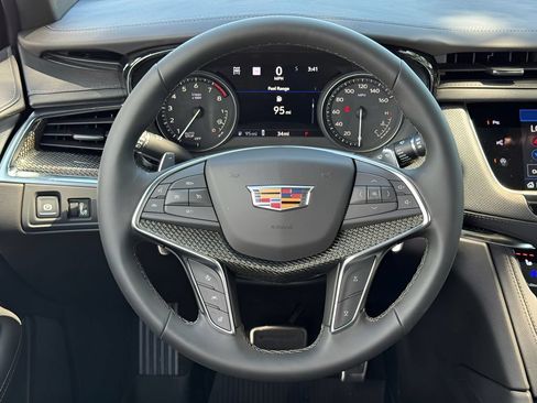 New 2026 Cadillac XT5 Sportv w/ LPO, Onyx Lite Package AWD/4WD image 19