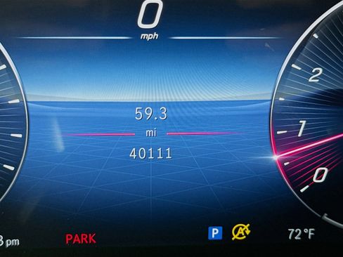 Used 2023 Mercedes-Benz C 300 Sedan image 16