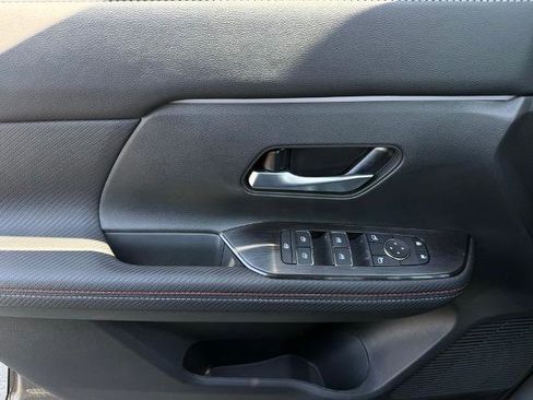 New 2026 Nissan Kicks SR w/ Cold Weather Package FWD image 19
