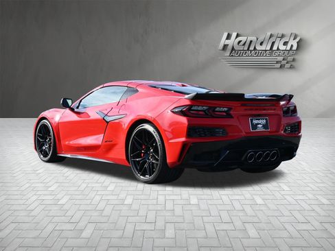 Used 2023 Chevrolet Corvette Z06 image 8