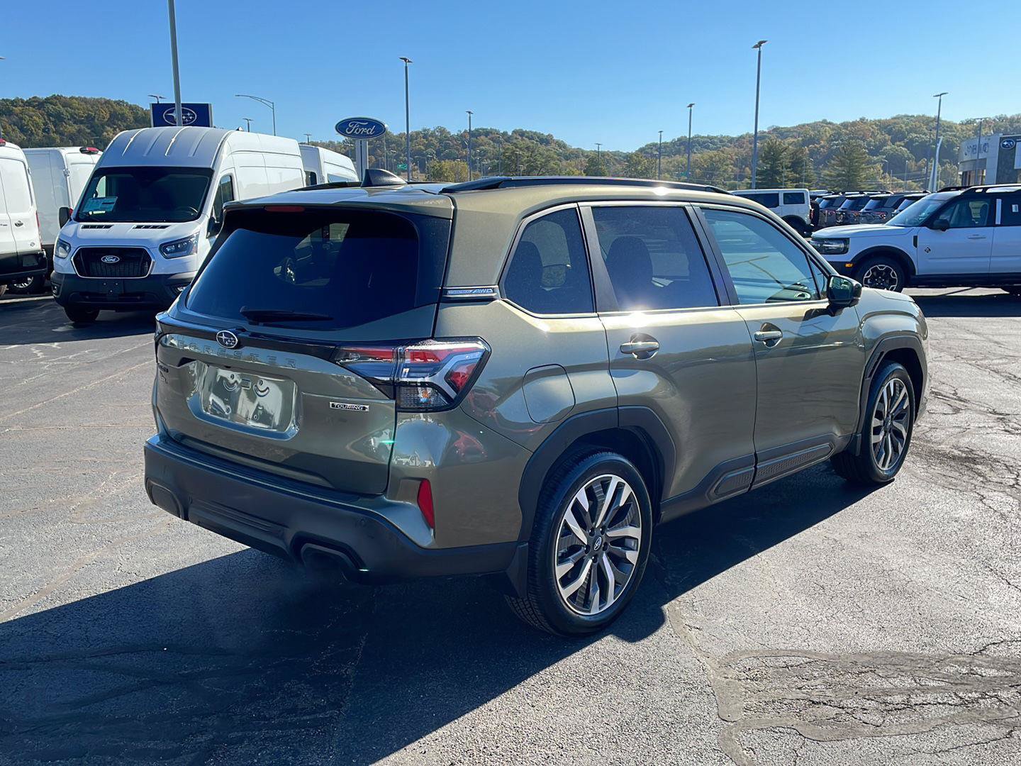 Used 2025 Subaru Forester Touring AWD/4WD image 5