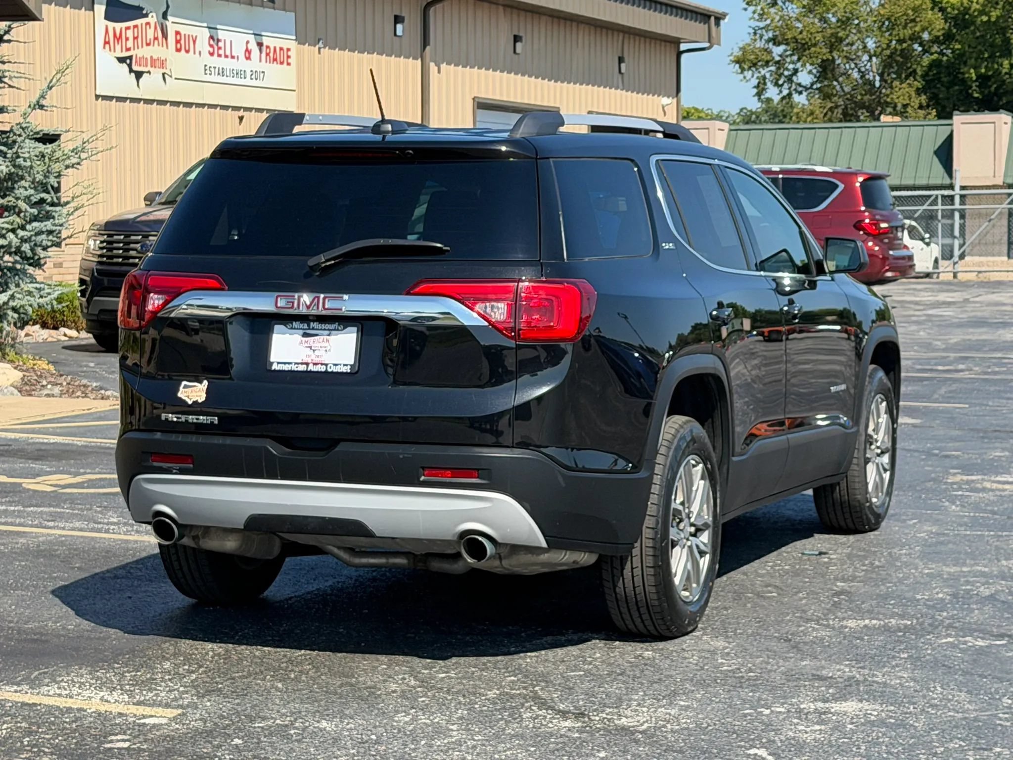 Used 2019 GMC Acadia SLE FWD image 49