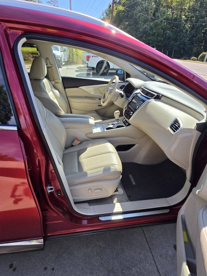 Used 2015 Nissan Murano Platinum w/ Platinum Technology Package FWD image 11