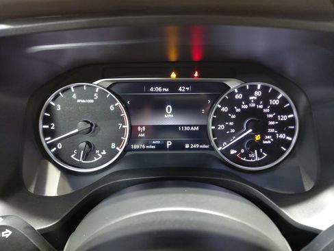 Used 2023 Nissan Rogue S image 26