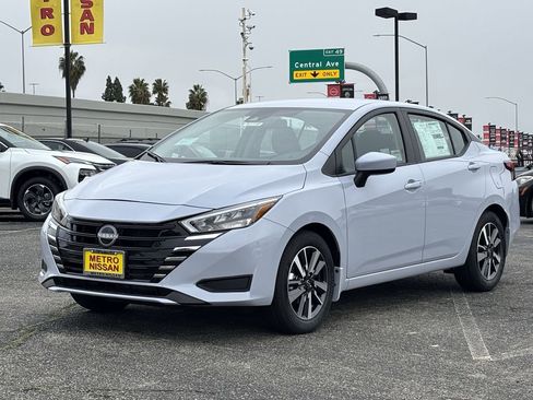 New 2025 Nissan Versa SV w/ Trunk Package image 4