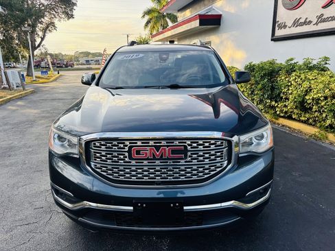 Used 2019 GMC Acadia Denali w/ Technology Package image 3