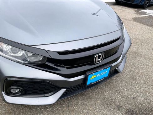 Certified 2018 Honda Civic EX image 32