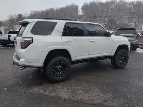 Used 2021 Toyota 4Runner TRD Off-Road Premium w/ Moonroof Package image 3