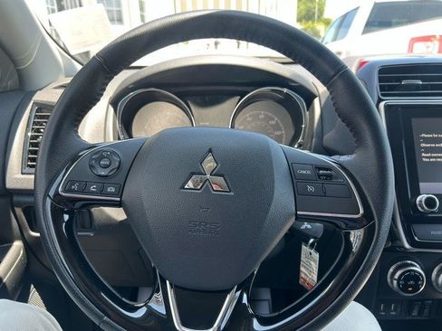 Used 2024 Mitsubishi Outlander Sport LE image 11